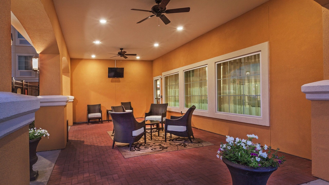 Photo of Patio Balcony in South Side