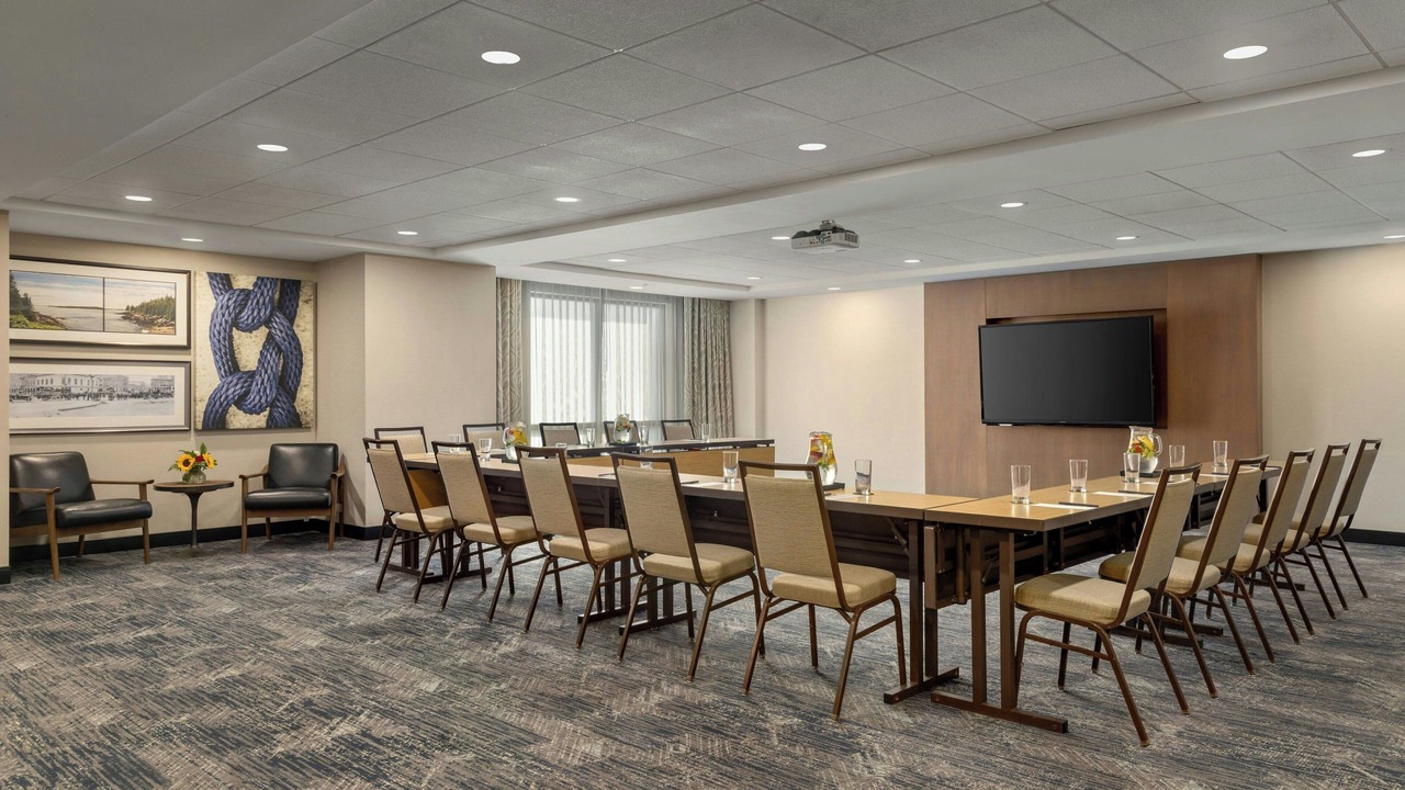 Photo of Others in Downtown Portland