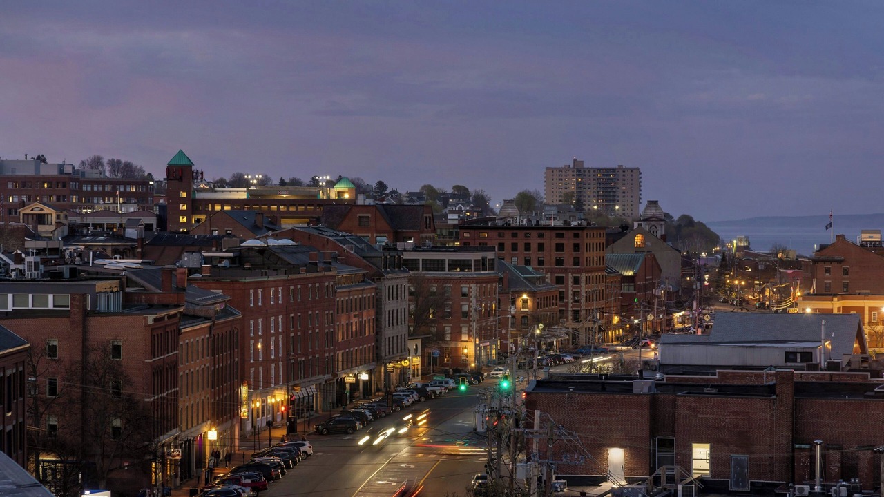 Photo of Others in Downtown Portland