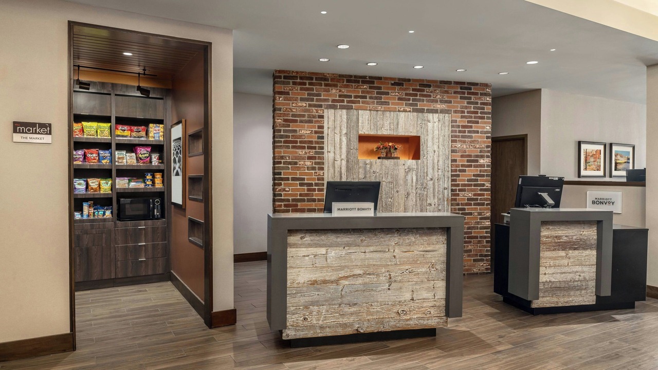 Photo of Others in Downtown Portland