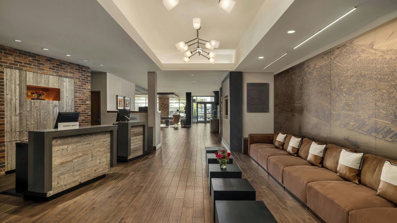 Photo of Others in Downtown Portland