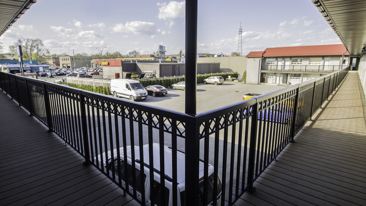 Photo of Outdoor in Cote-Des-Neiges—Notre-Dame-De-Grace