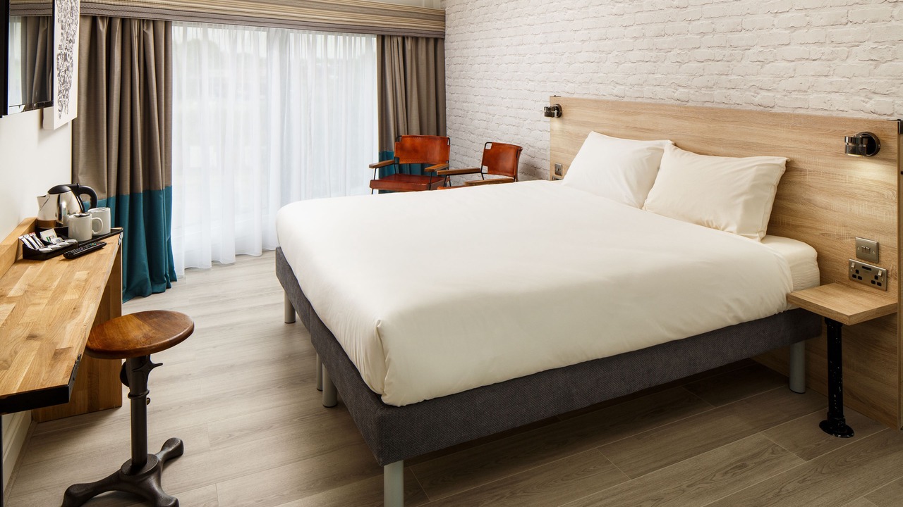 Photo of Bedroom in Oldbury