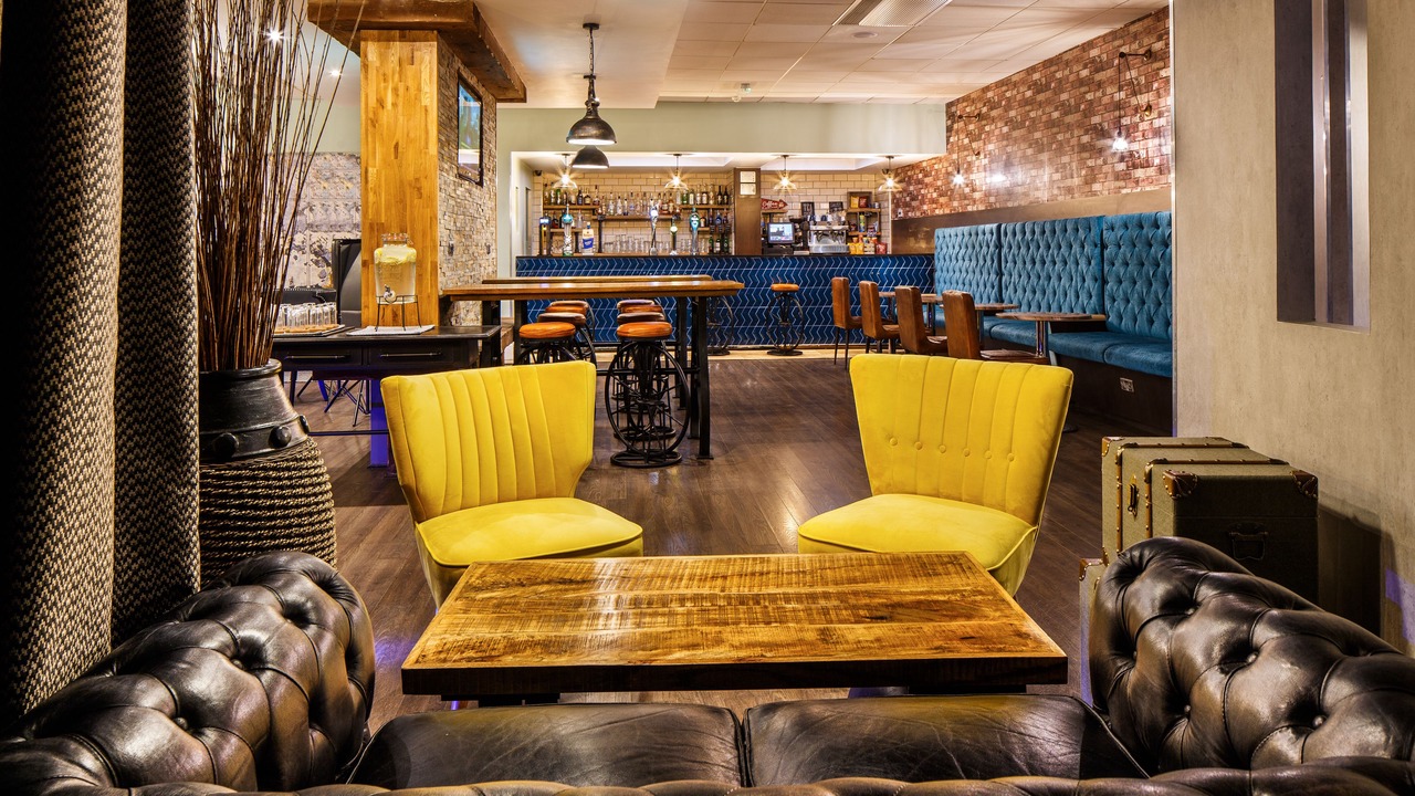 Photo of Others in Oldbury