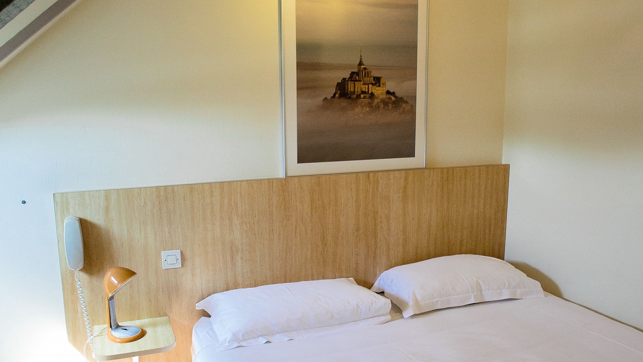 Photo of Bedroom in Pontorson