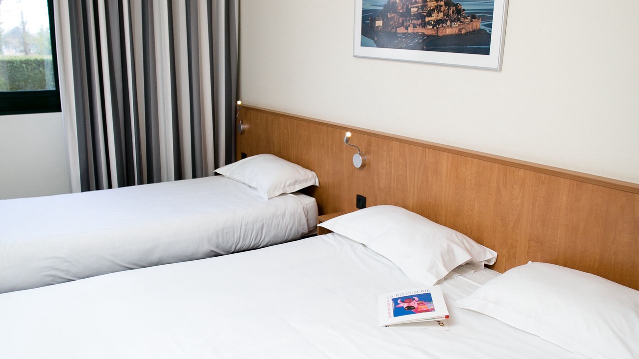 Photo of Bedroom in Pontorson