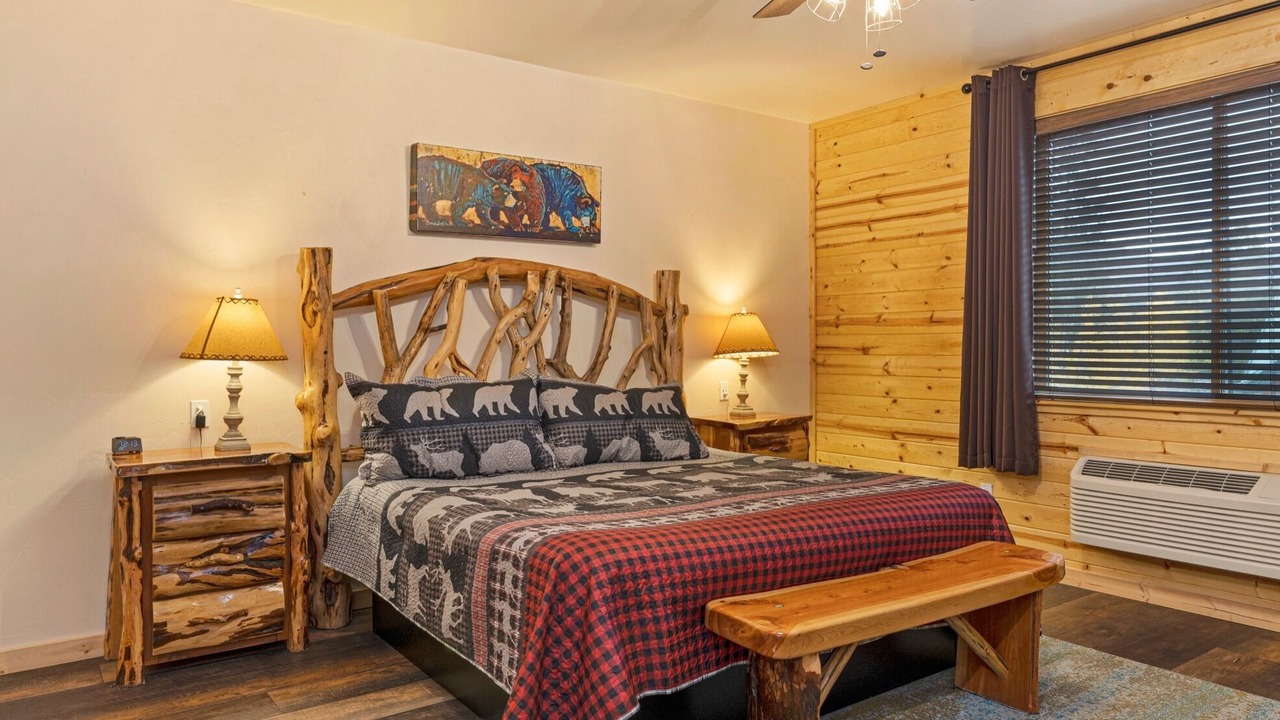 Photo of Bedroom in Grand Lake