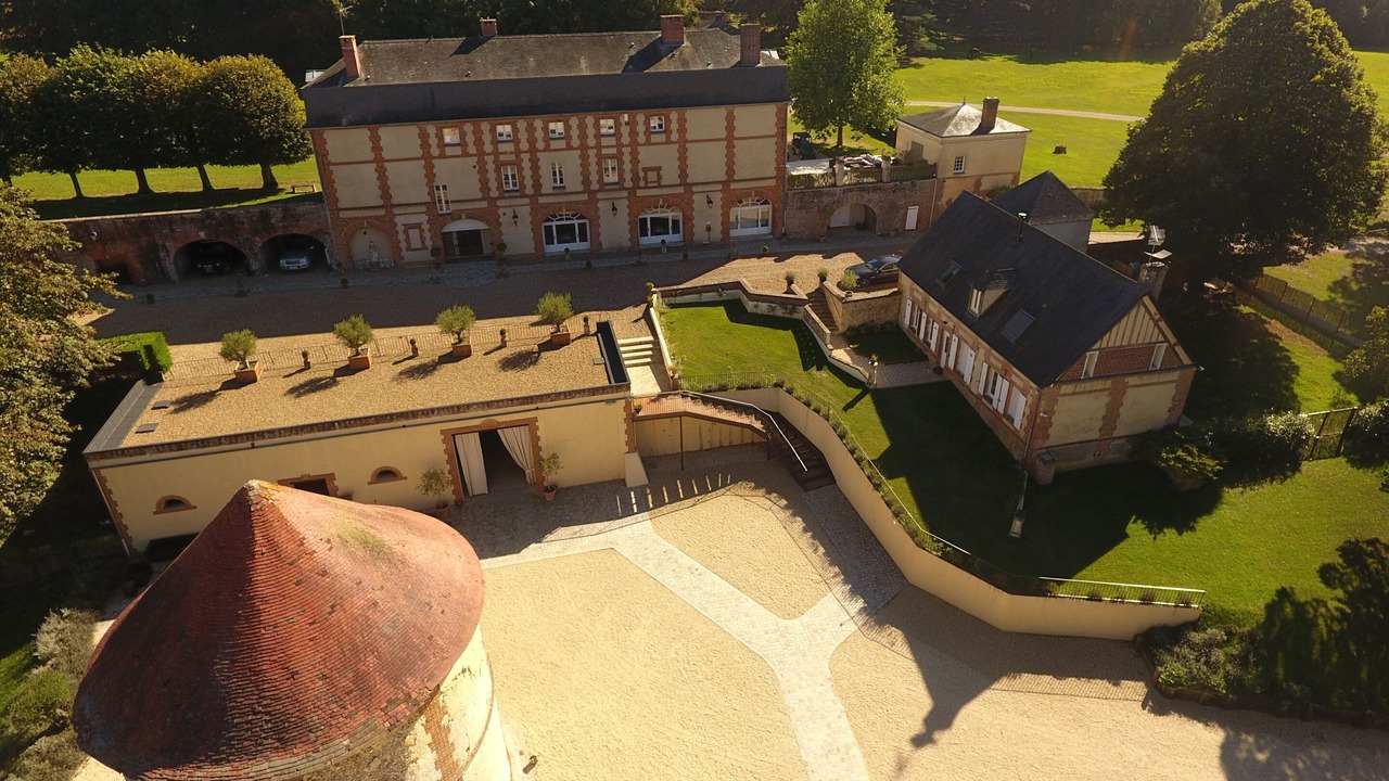 Photo of Outdoor in Fresneaux-Montchevreuil