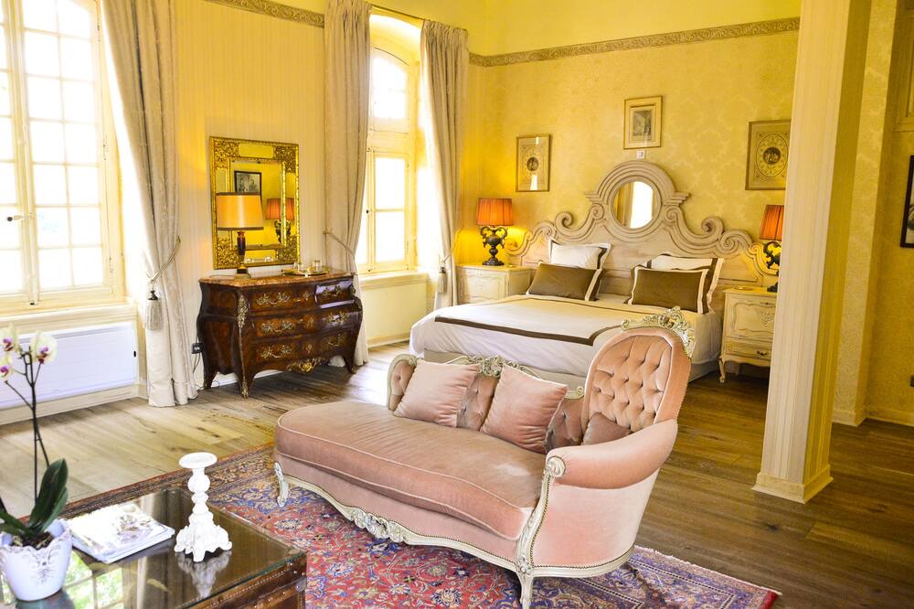 Photo of Bedroom in Ouches