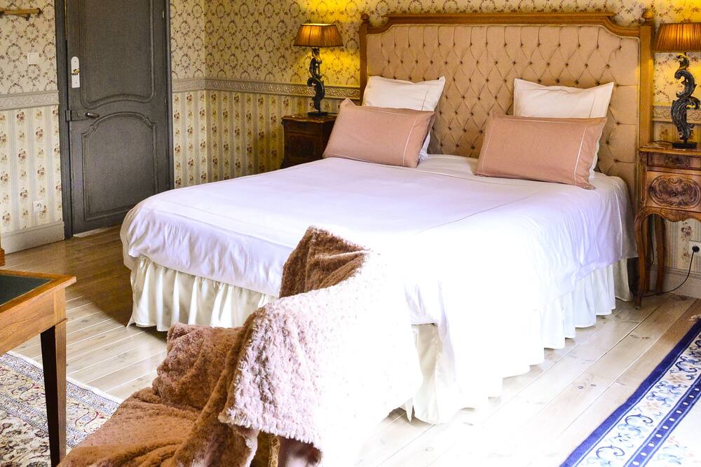Photo of Bedroom in Ouches