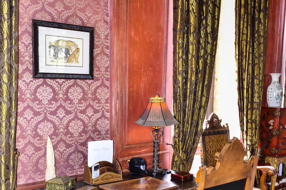 Photo of Bedroom in Ouches