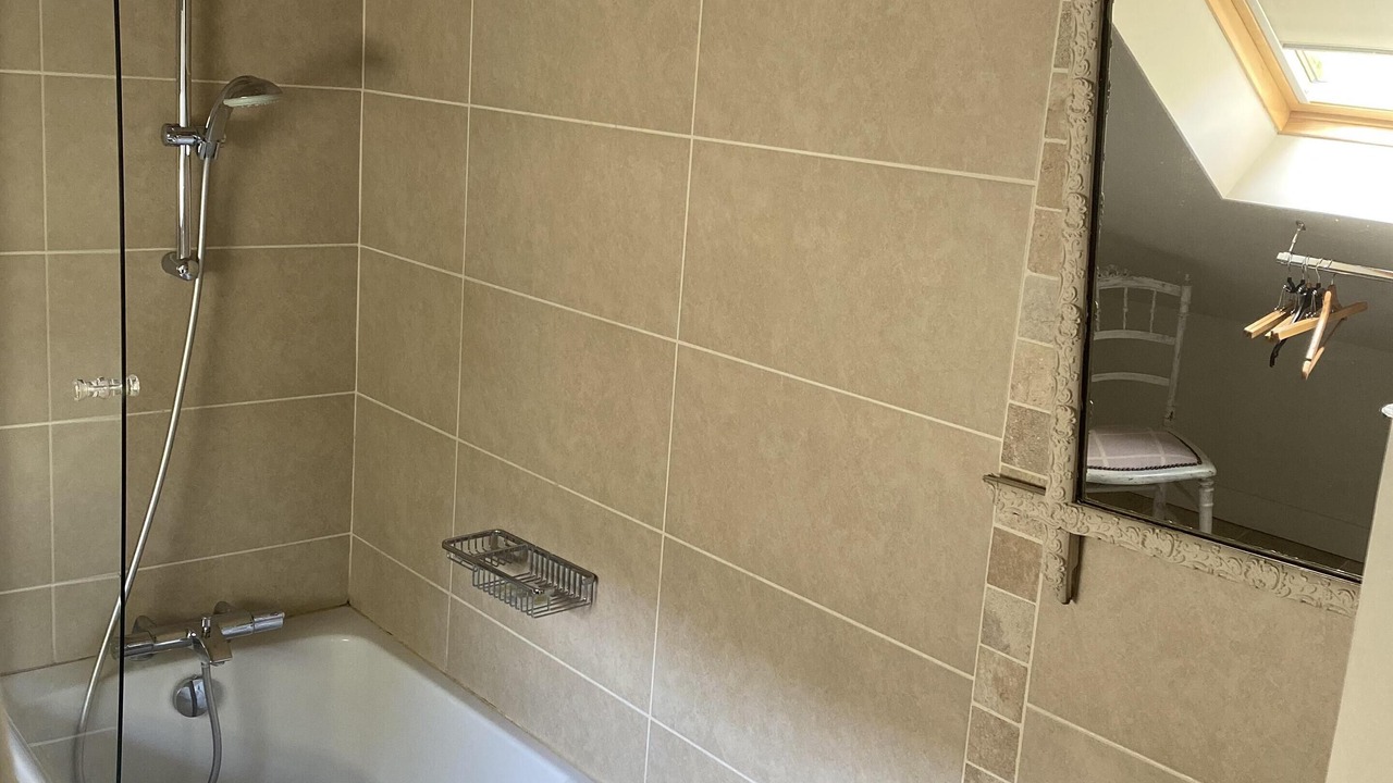 Photo of Bathroom in Pennedepie