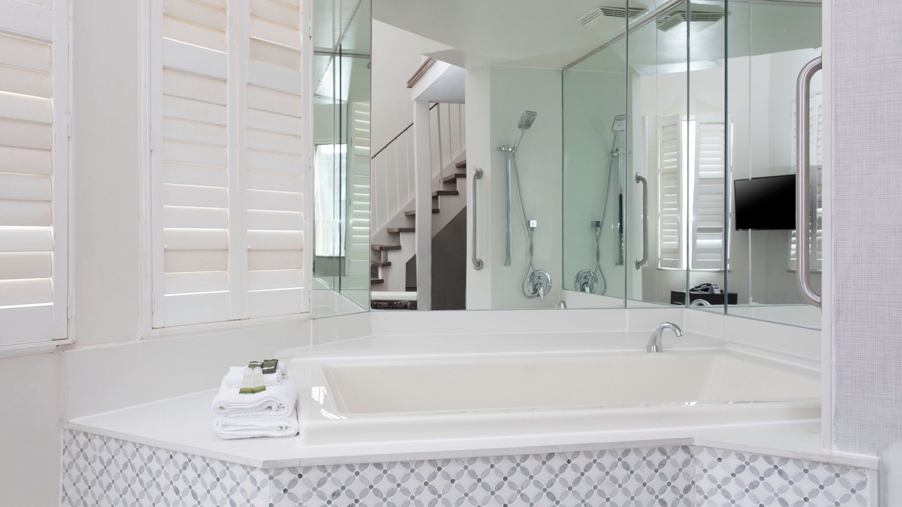 Photo of Others in Mississauga