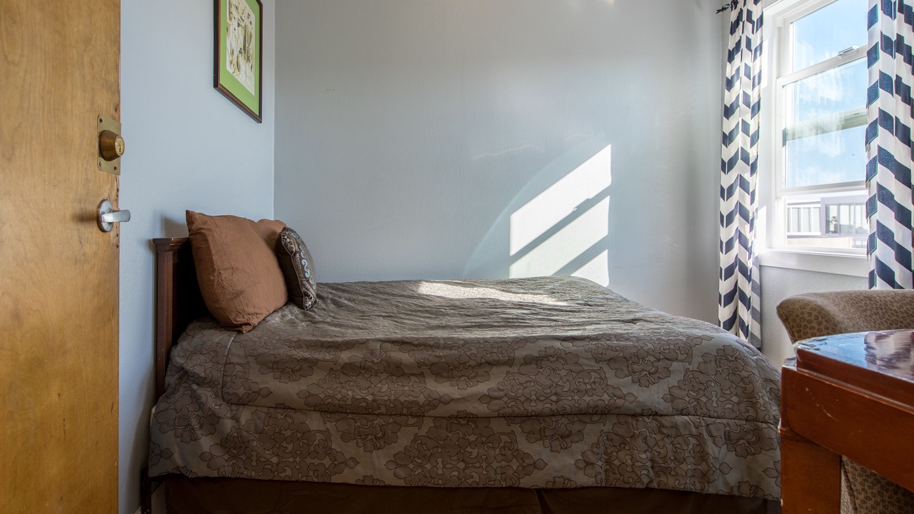 Photo of Bedroom in Downtown San Francisco