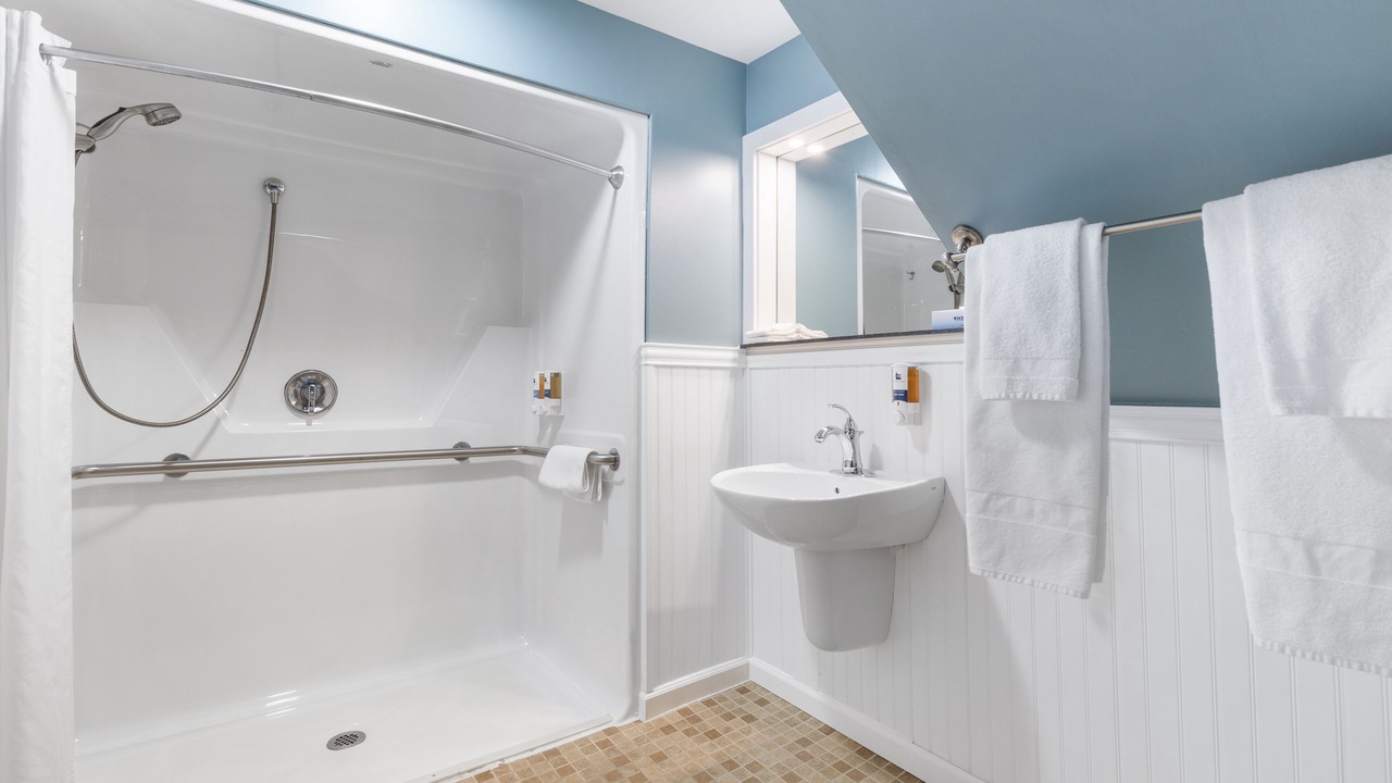 Photo of Others in Upper Village