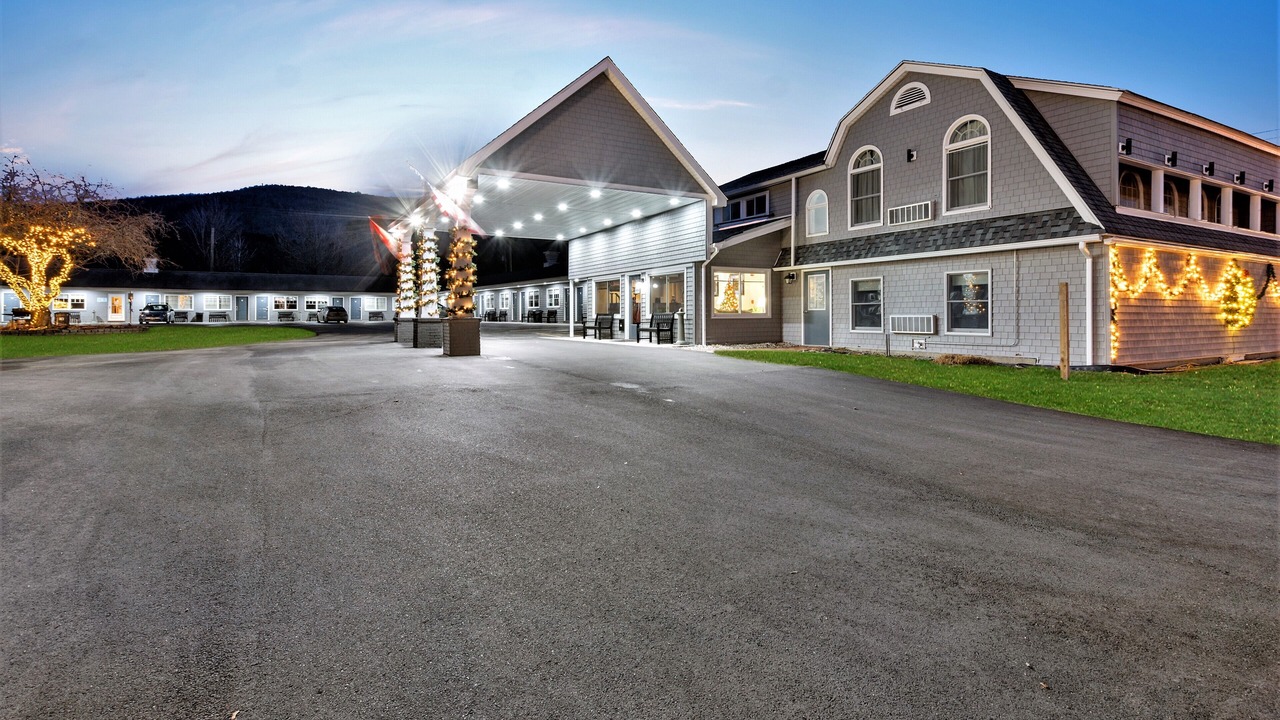 Photo of Outdoor in Upper Village