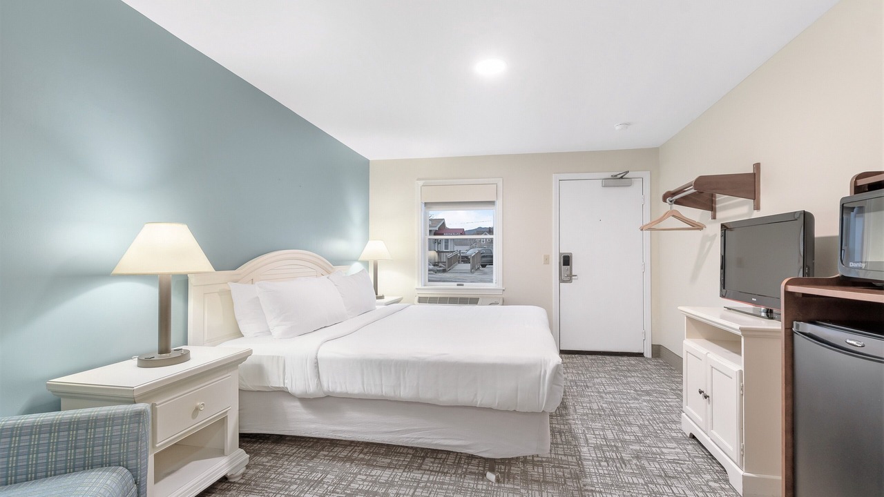 Photo of Others in Upper Village