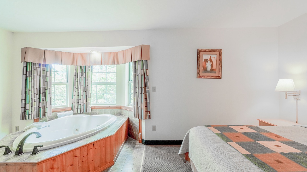 Photo of Bedroom in Eureka Springs