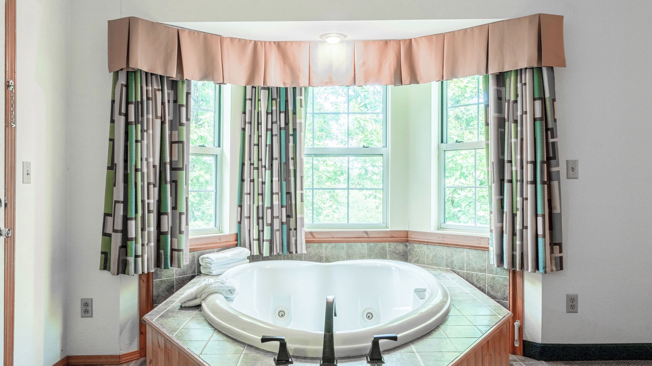 Photo of Bedroom in Eureka Springs