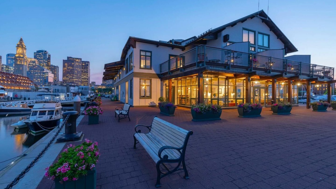 Photo of Outdoor in Waterfront