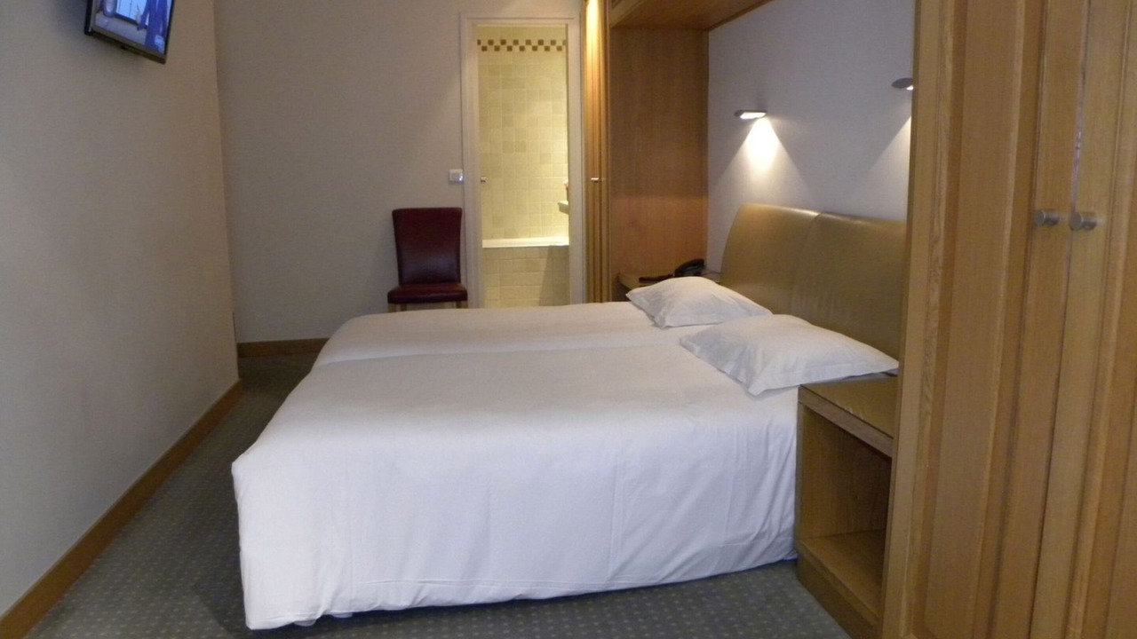 Photo of Bedroom in Saint-Merri