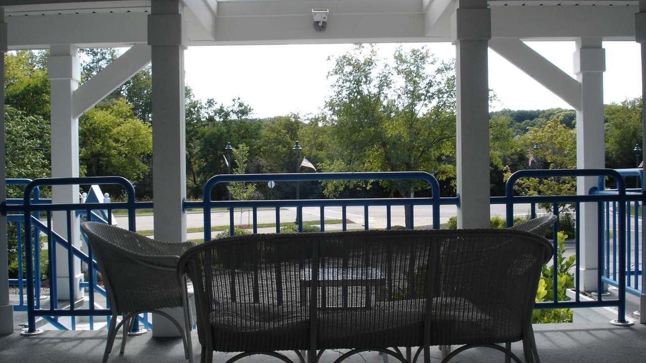 Photo of Patio Balcony in Fontana-on-Geneva Lake