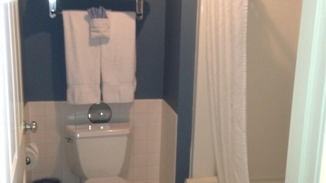 Photo of Bathroom in Fontana-on-Geneva Lake