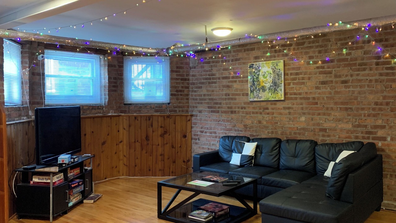 Photo of Livingroom in Lakeview