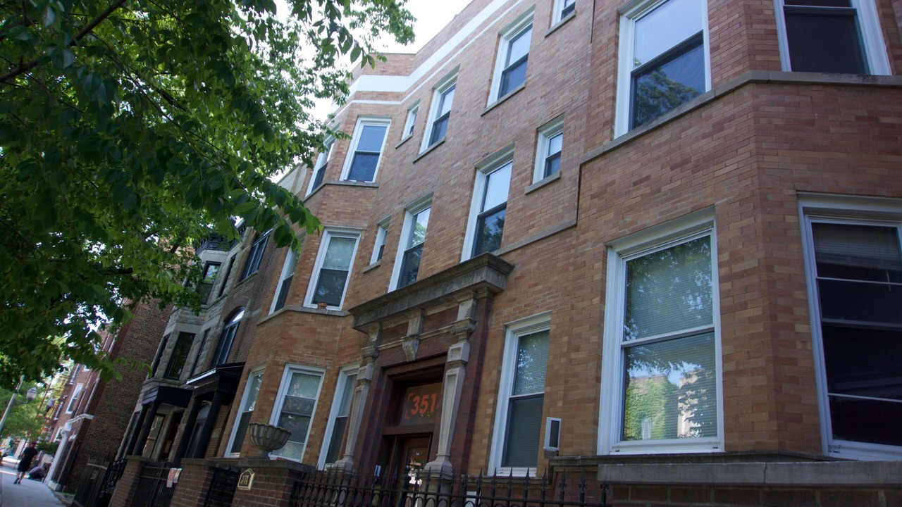 Photo of Outdoor in Lakeview
