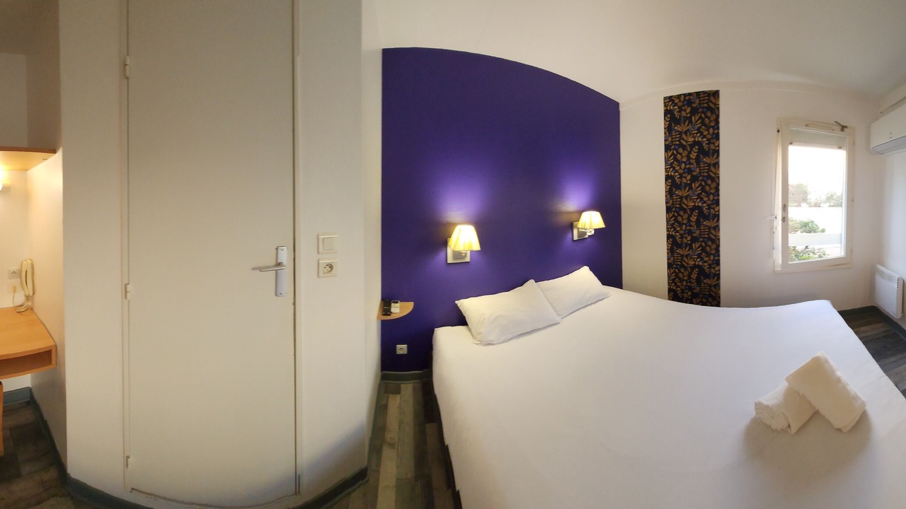 Photo of Bedroom in Saint Tronquet Business Park