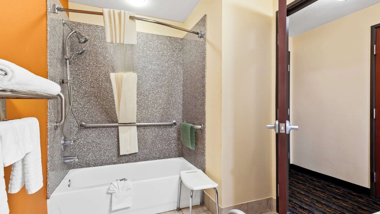 Photo of Bathroom in Broken Arrow