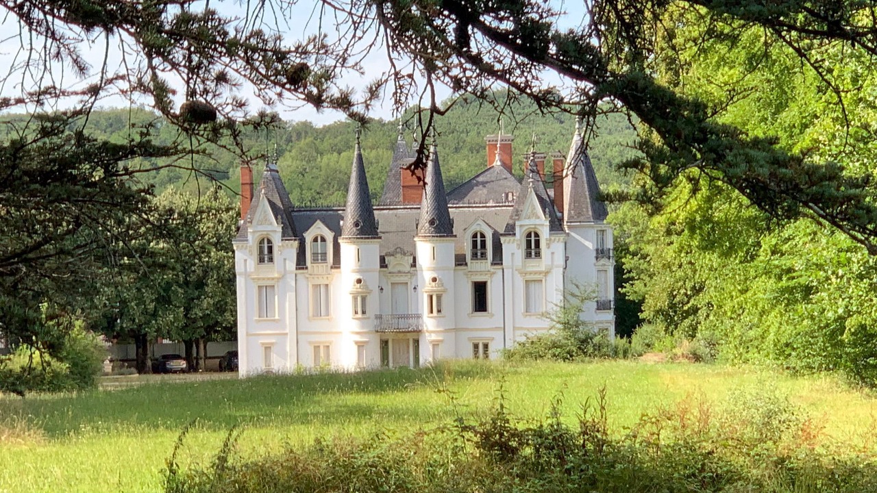 Photo of Outdoor in Noailly