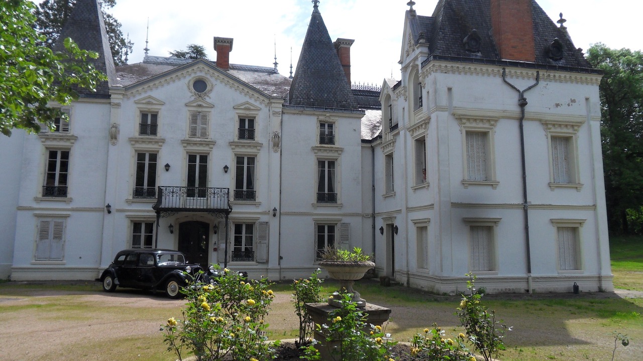 Photo of Outdoor in Noailly