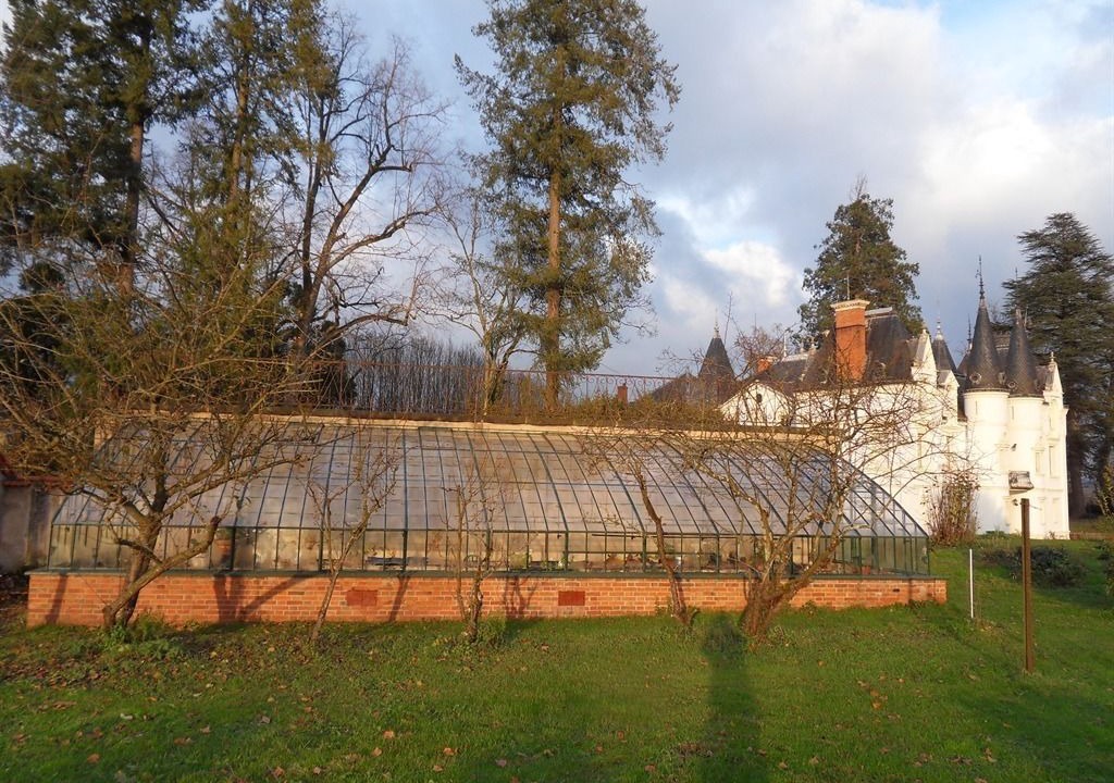 Photo of Outdoor in Noailly