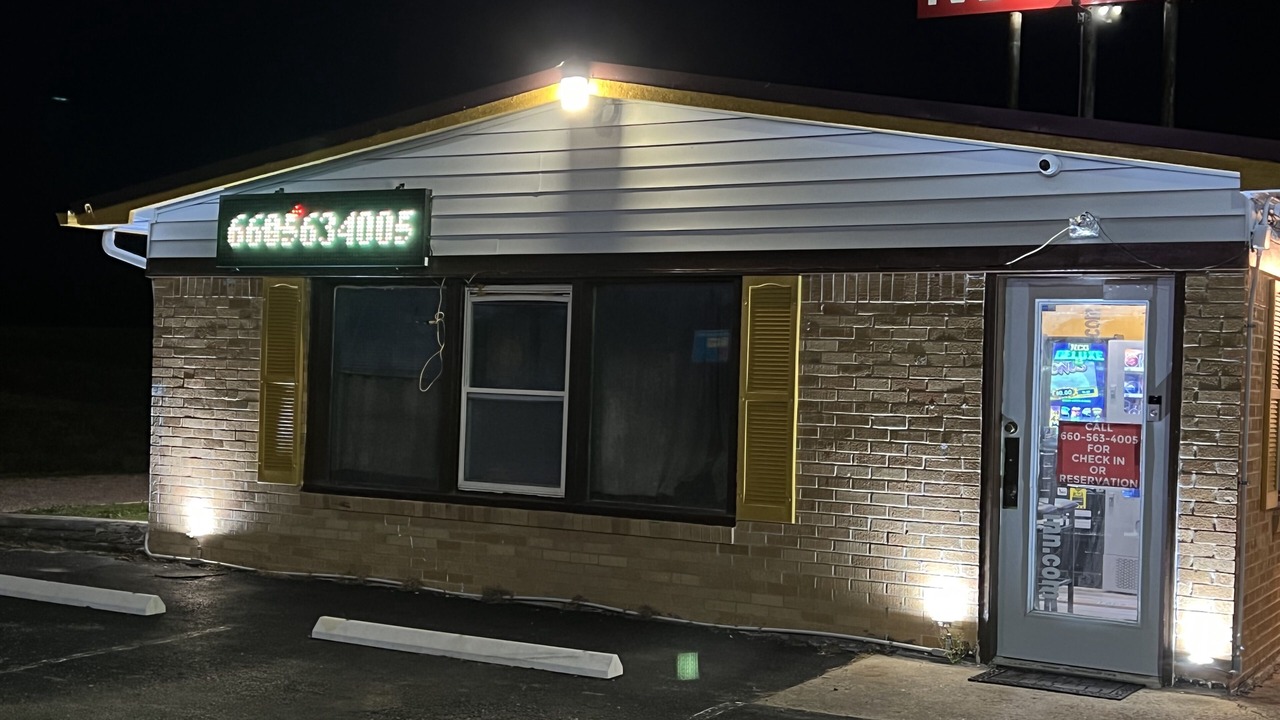 Photo of Others in Knob Noster