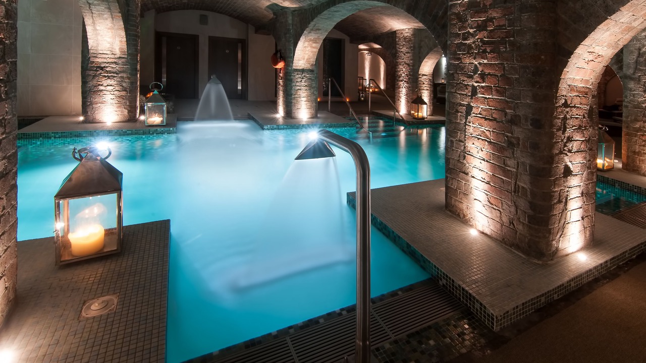 Photo of Outdoor in Vauxhall