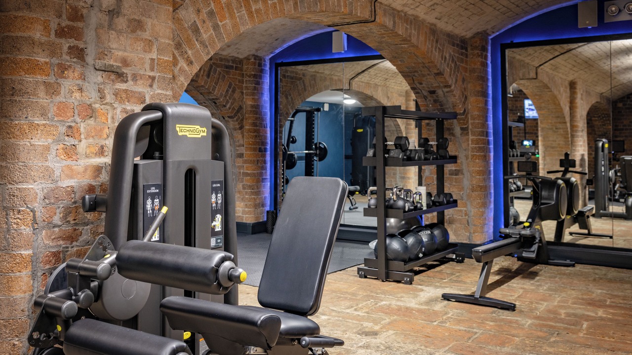 Photo of Others in Vauxhall