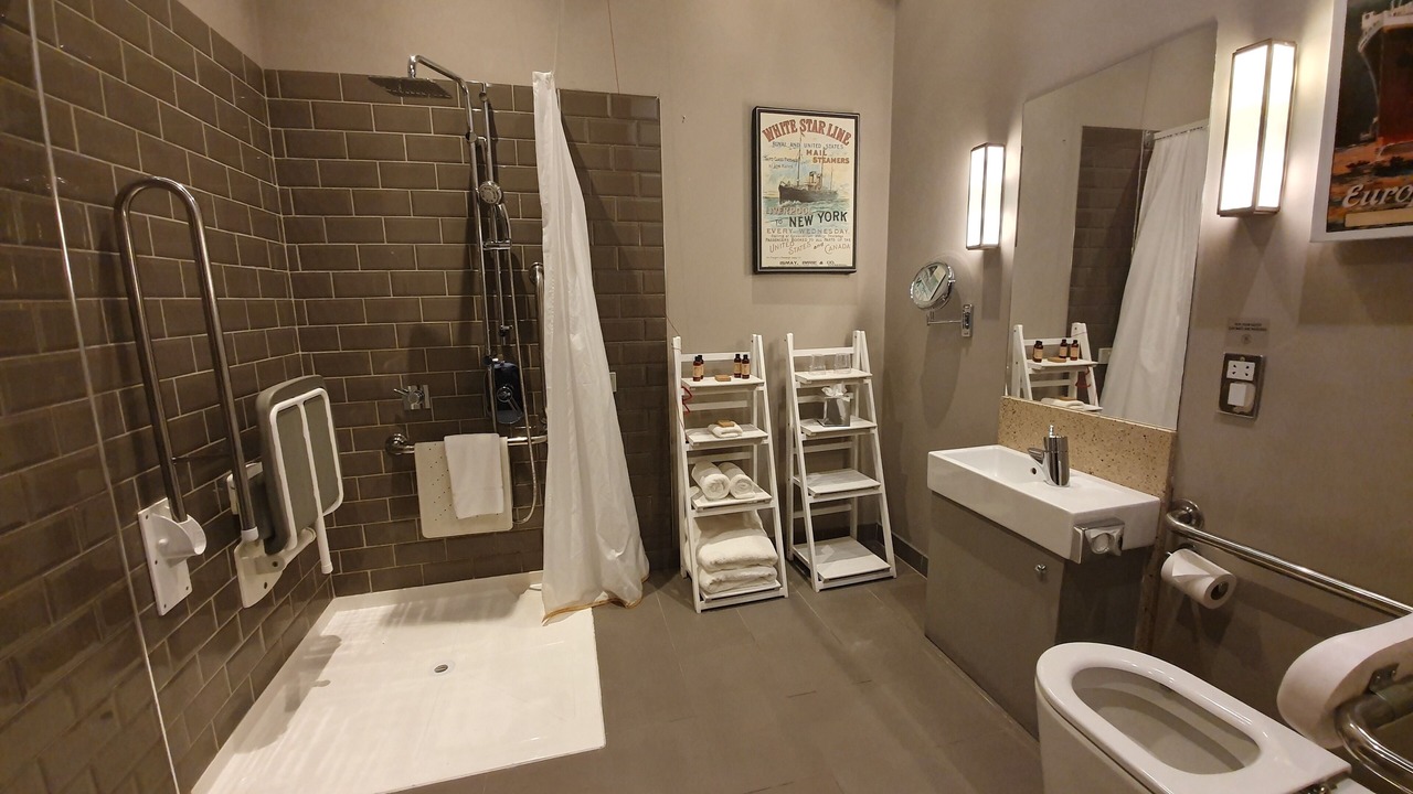 Photo of Bathroom in Vauxhall