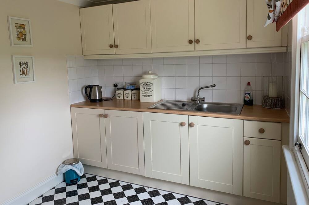 Photo of Others in Tea Green