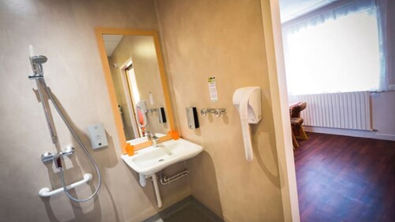 Photo of Bathroom in Les Ancizes-Comps