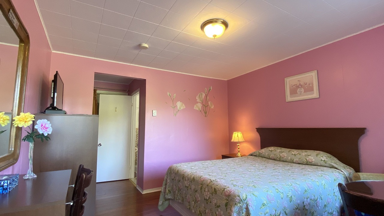 Photo of Bedroom in Coteau-du-Lac