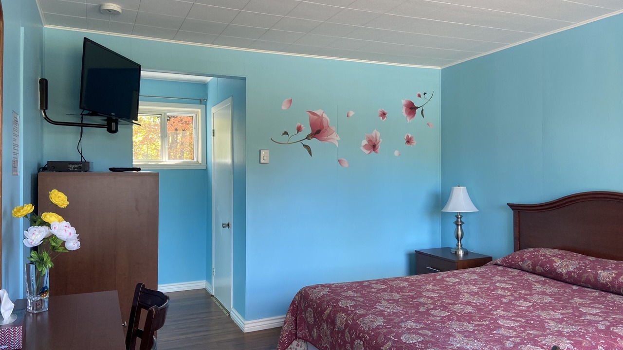Photo of Bedroom in Coteau-du-Lac
