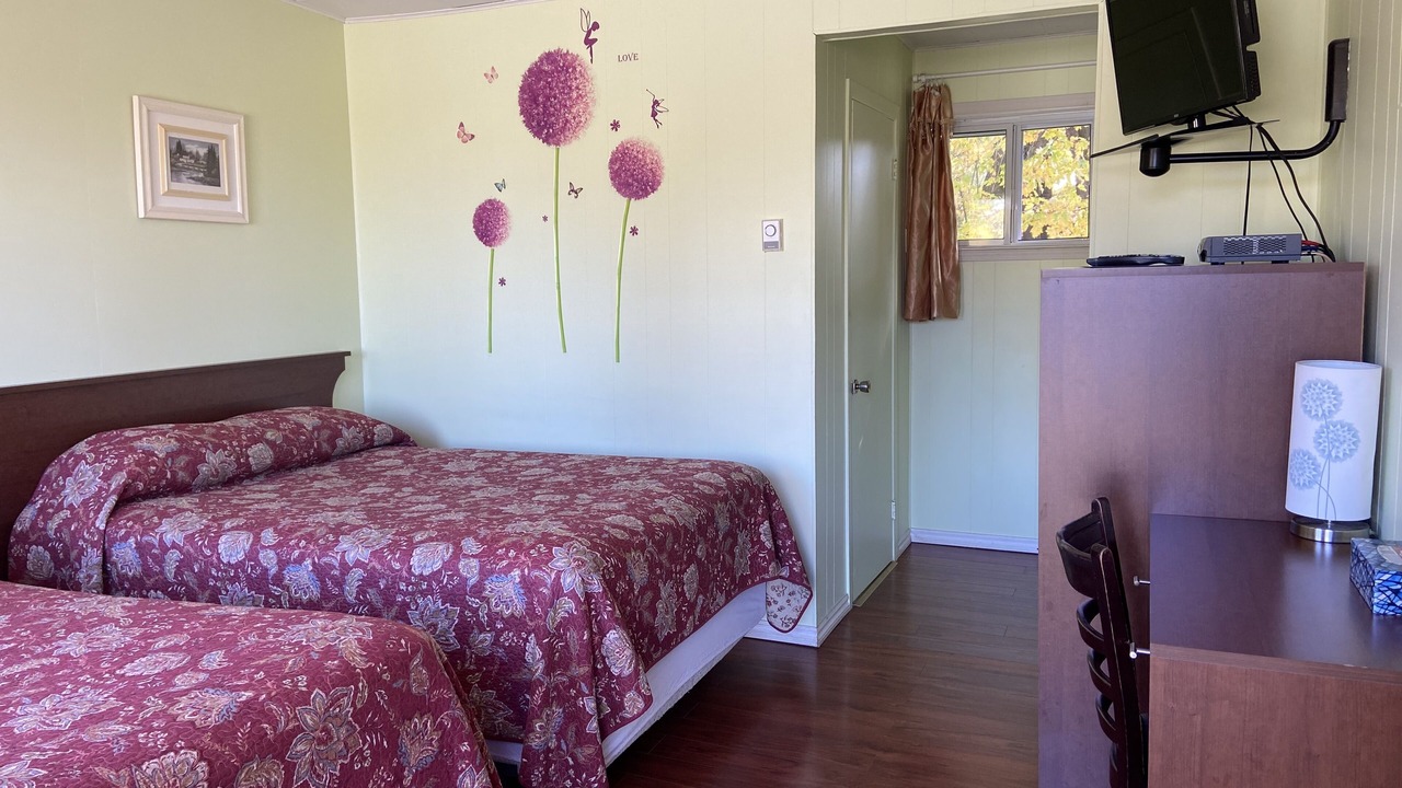 Photo of Bedroom in Coteau-du-Lac