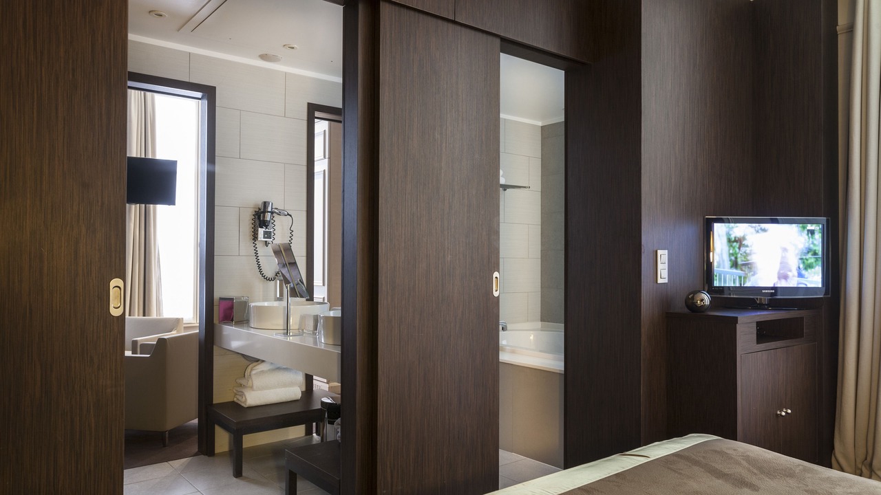 Photo of Bathroom in Saint-Merri