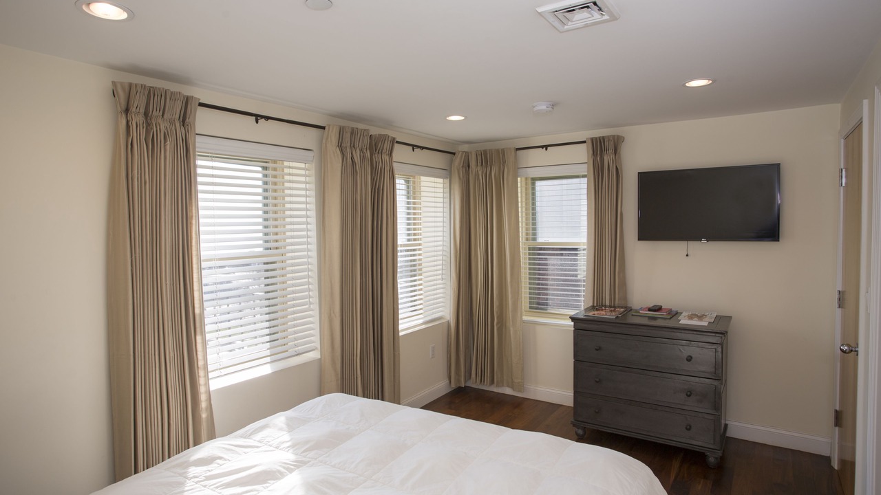 Photo of Bedroom in North End