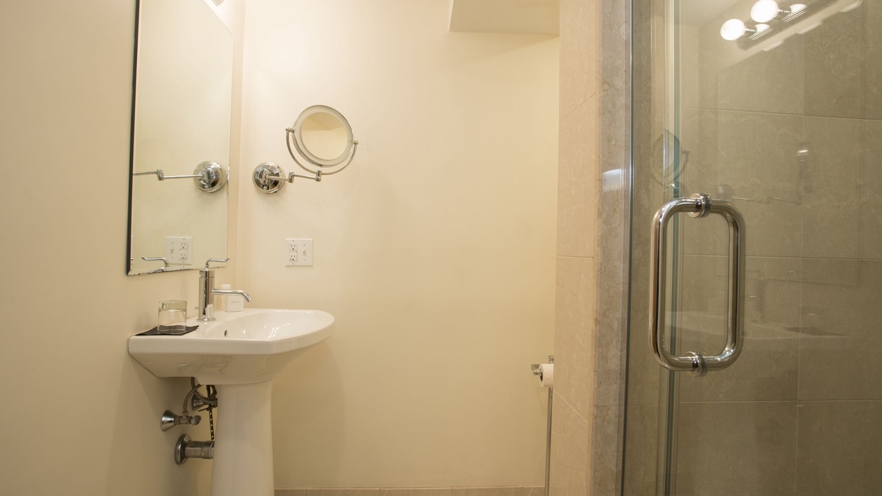 Photo of Bathroom in North End