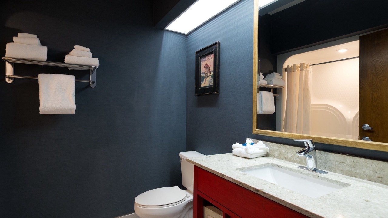 Photo of Bathroom in Clive