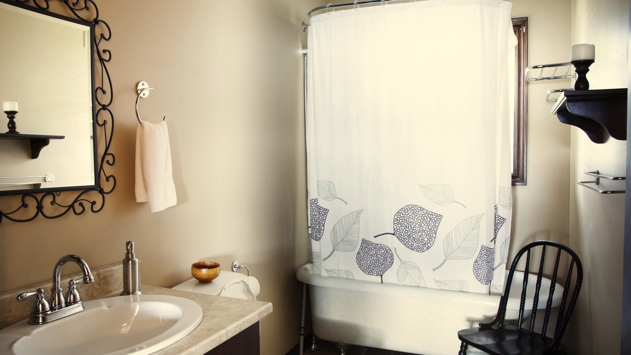 Photo of Bathroom in Sainte-Lucie-des-Laurentides
