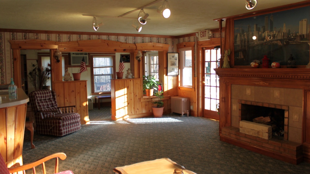 Photo of Livingroom in Manchester Center
