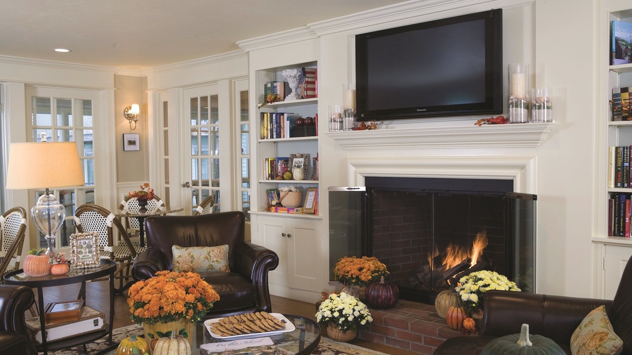 Photo of Livingroom in Hyannis
